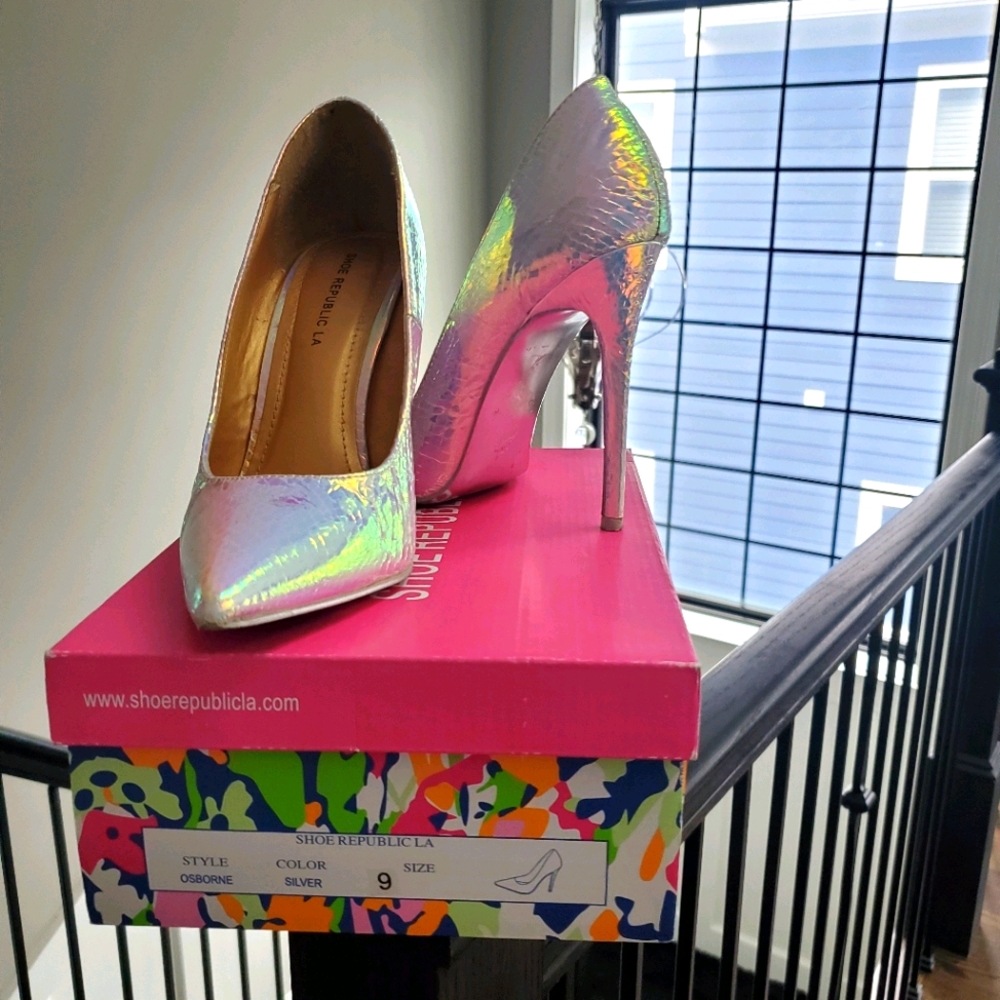 Pumps / Heels
